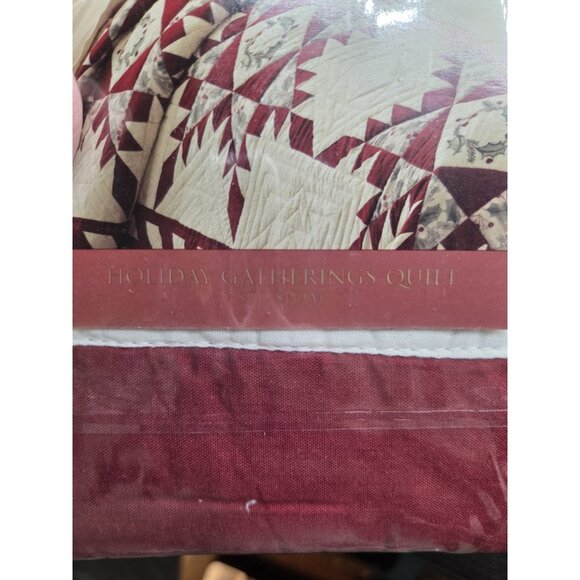 2 NEW VTG Christmas holiday quilted Standard pillow shams SET Patchwork  Red - Picture 7 of 7